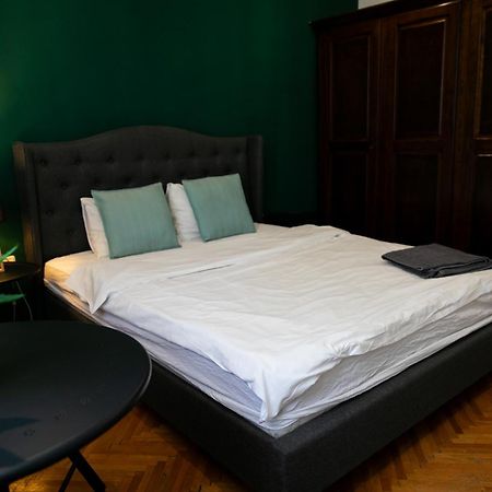 Color Studio Blv Elisabeta 23 Bukarest Eksteriør billede